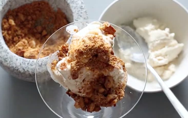 Vaniljglass med Gifflar-topping | Pågen